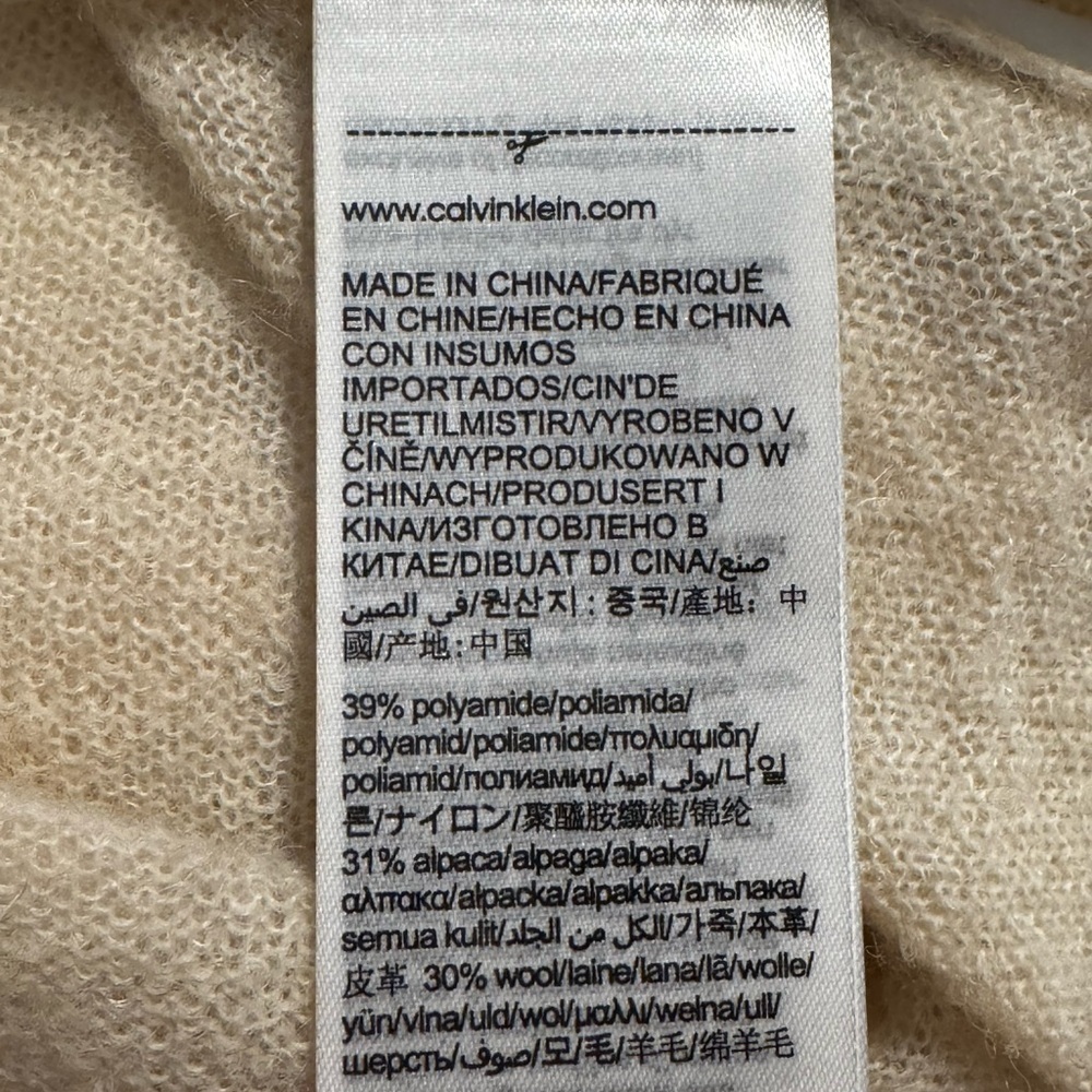 Calvin Klein Women's Cream Sweater with Black Trim - Picture 4 of 4